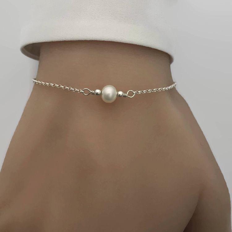 Single Pearl Bracelet